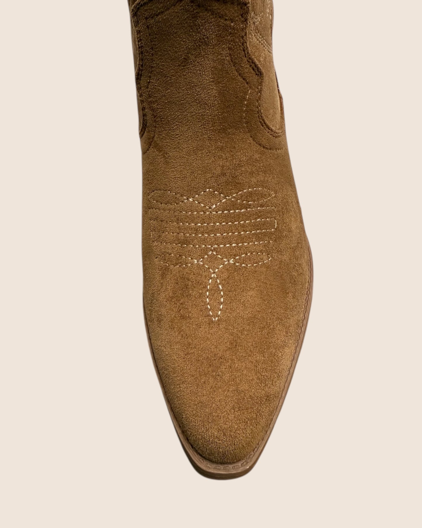 Botín estilo cowboy