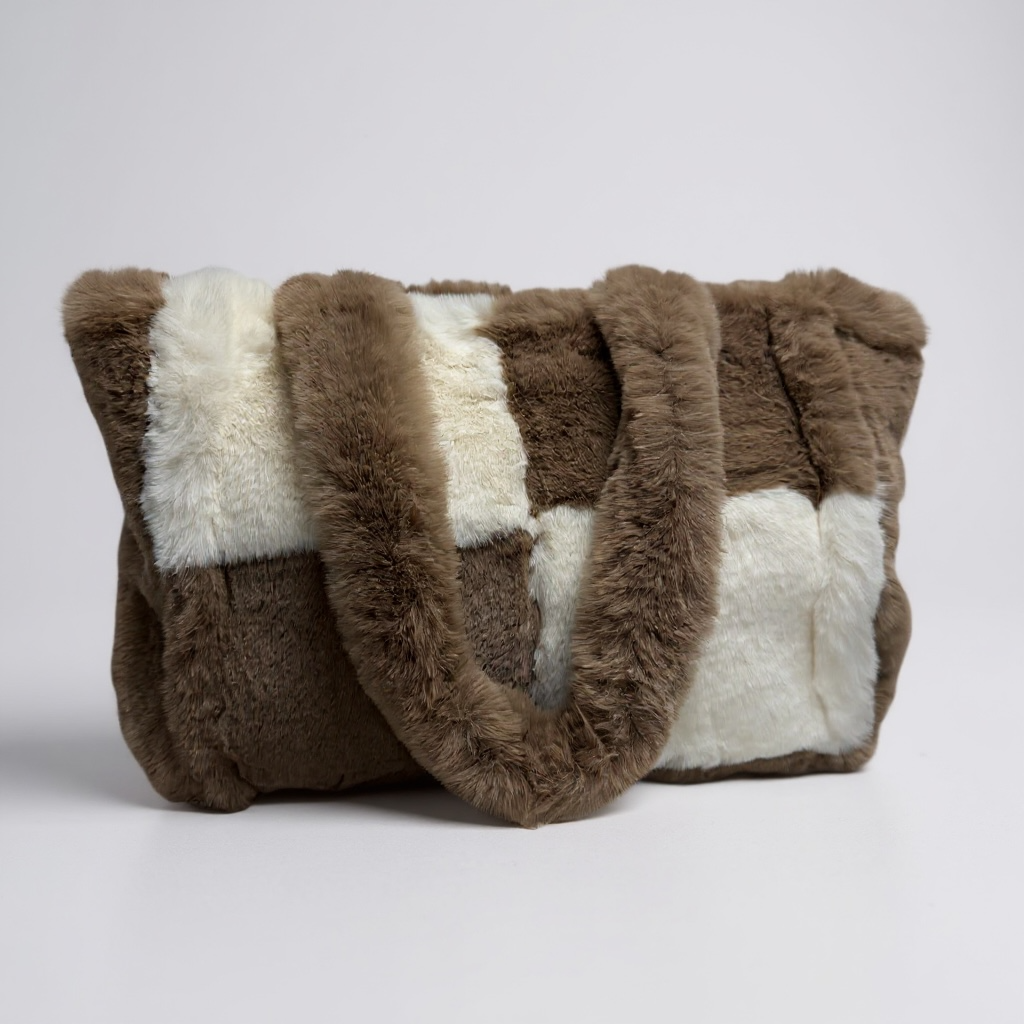 Bolso Efecto Peluche Cuadros