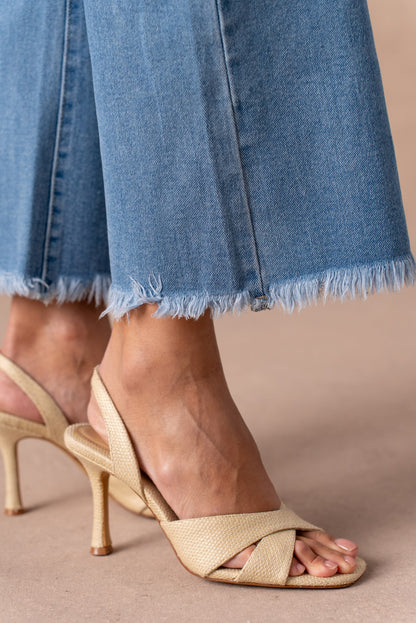 Jeans anchos con flecos